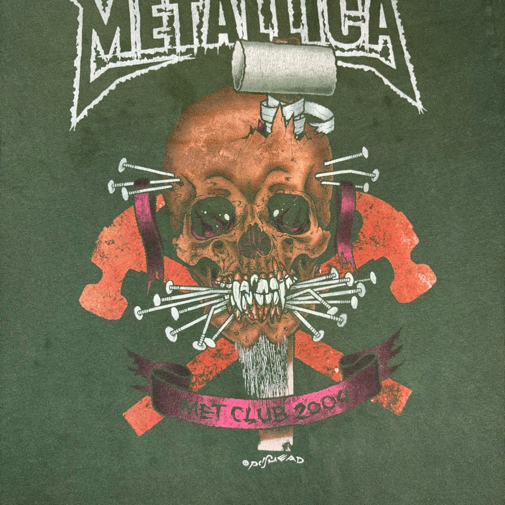 Metallica Band Tee in Dark Green